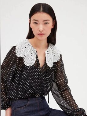 ✨ Zara Polka-dot Blouse with Peter Pan - Claudine Lace Collar NEW✨